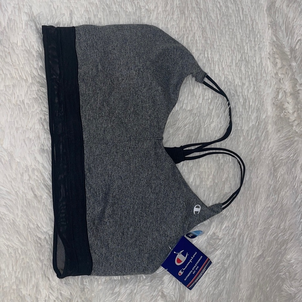 Grey and black champion shorts bra!